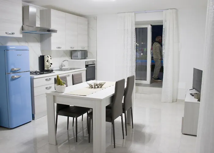 فندق مبيت وإفطار Atorino 3*